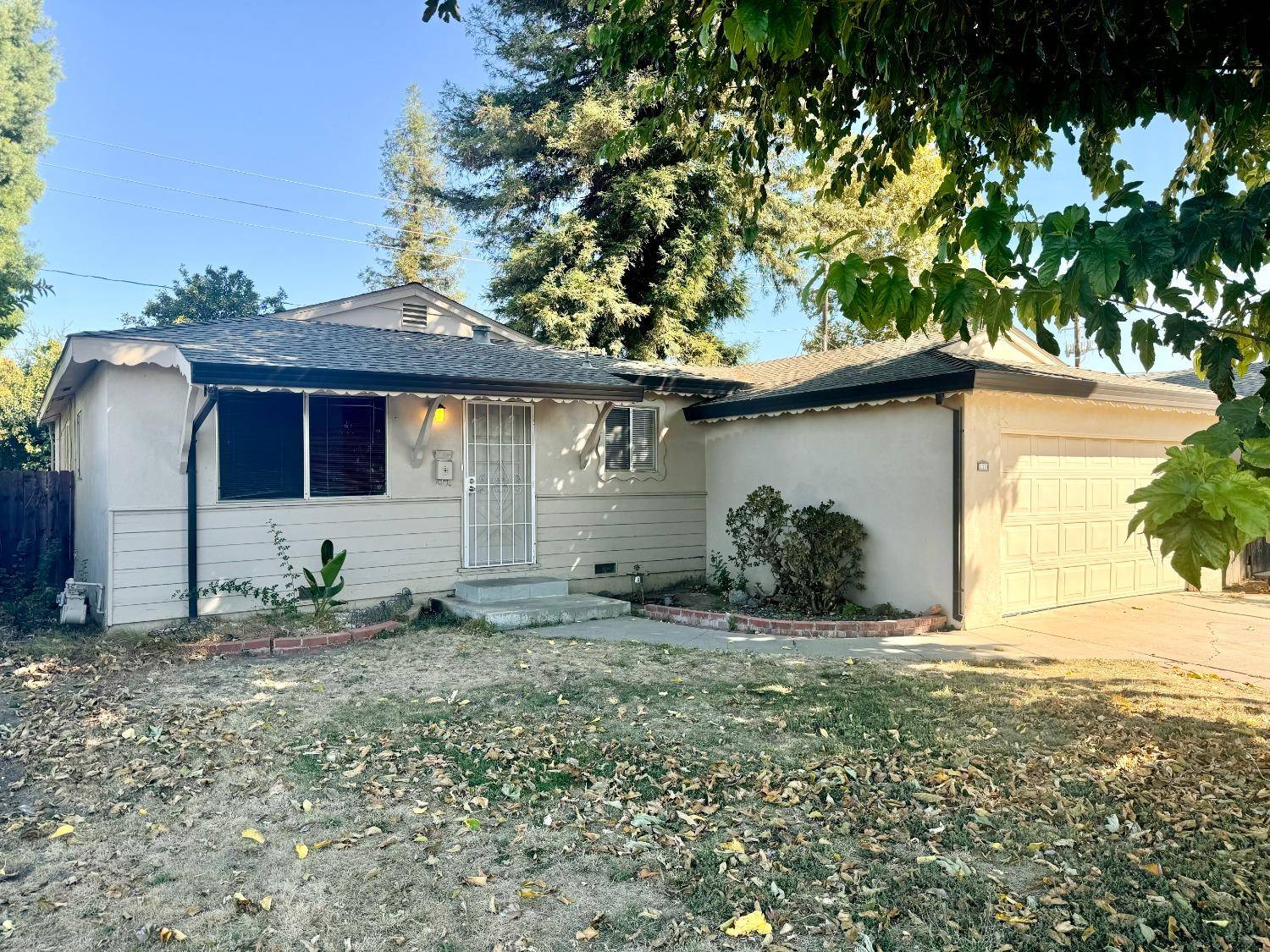 110 Coral DR, Woodland, CA 95695