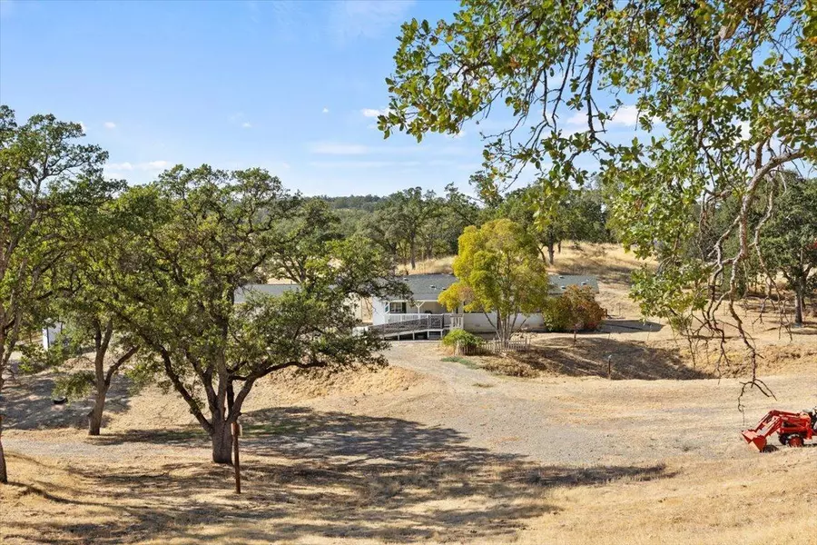 16060 Skyline DR, Red Bluff, CA 96080