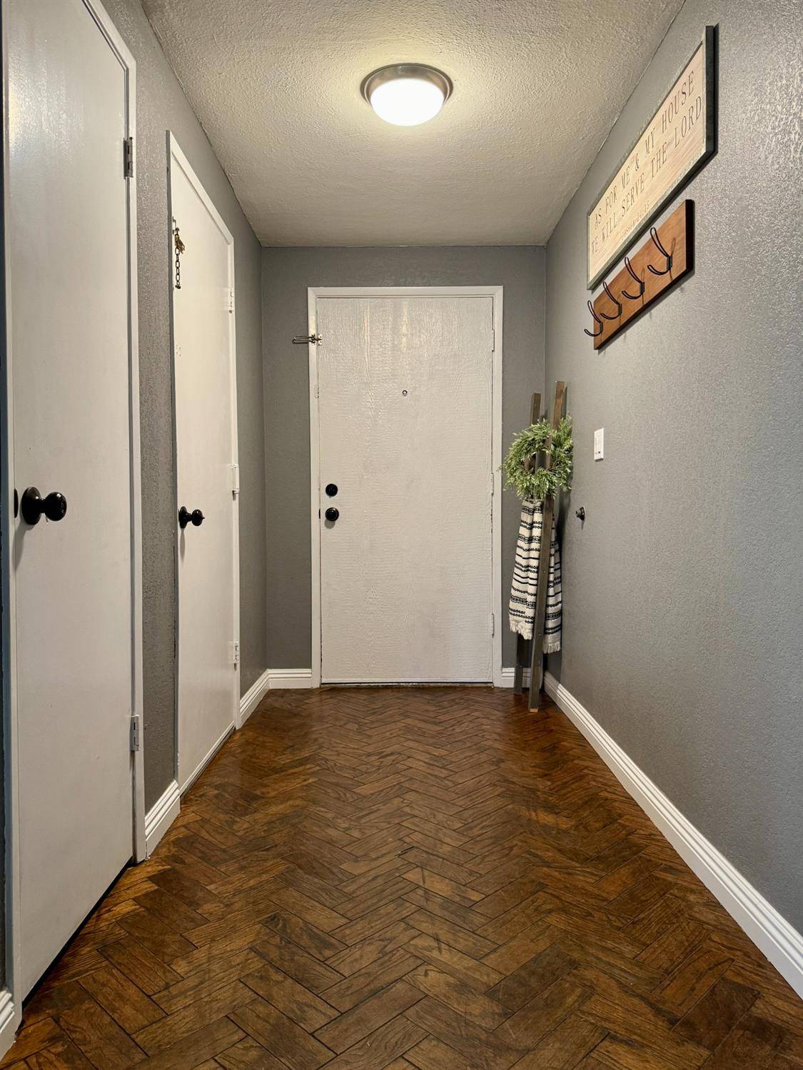 Turlock, CA 95382,765 Berea CT