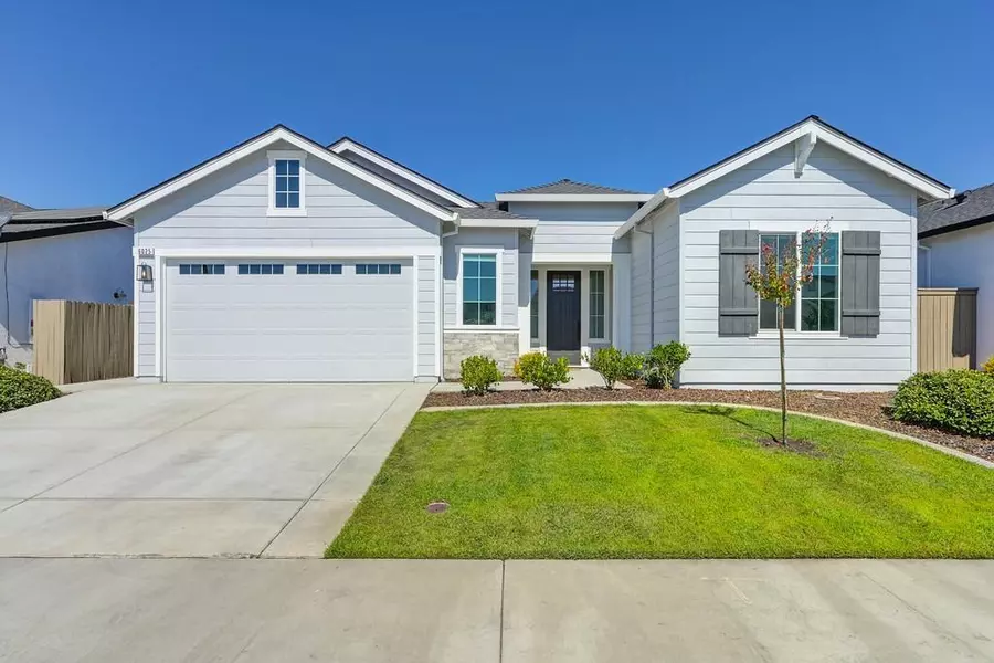 6025 Riding Path DR, Roseville, CA 95747