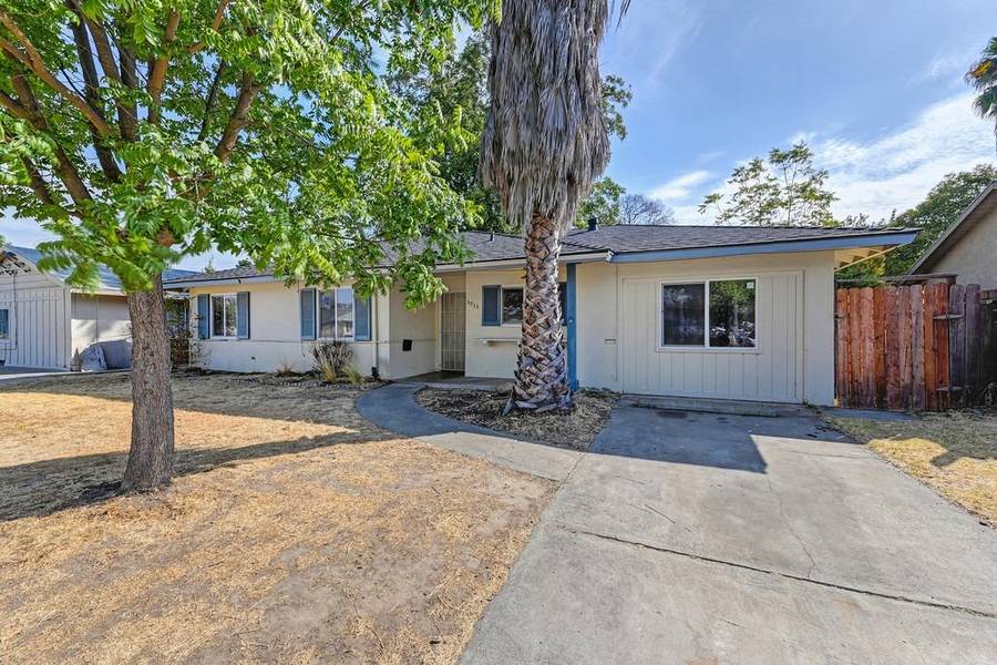 6716 Medora DR, North Highlands, CA 95660