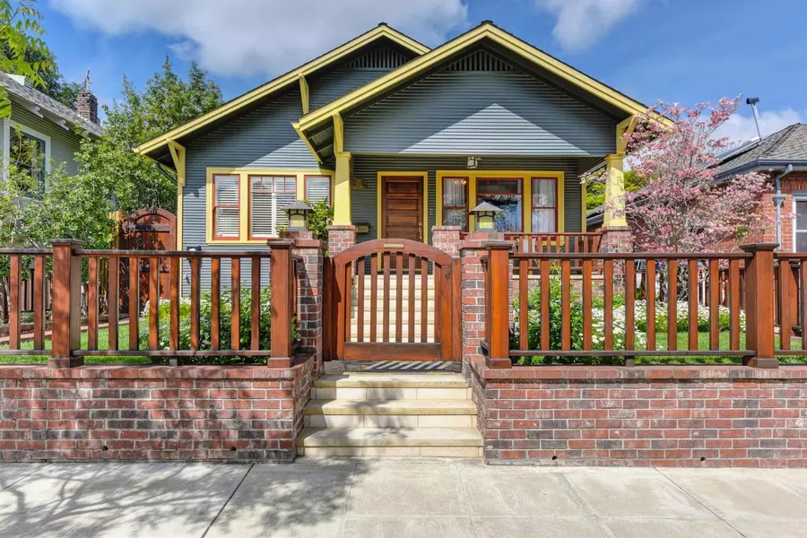 1332 33rd ST, Sacramento, CA 95816