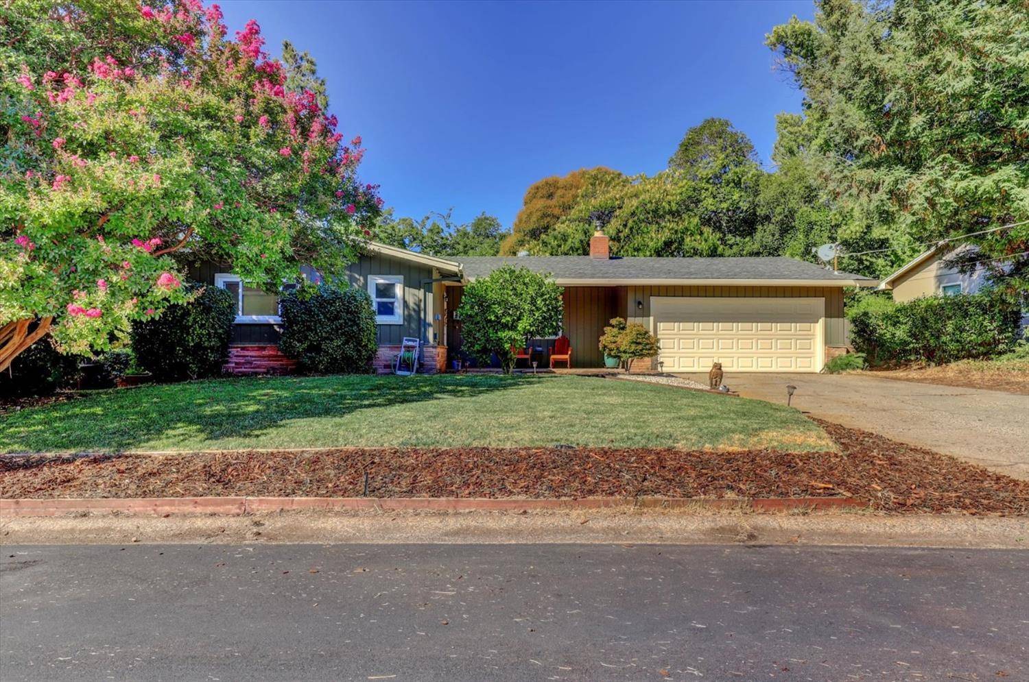 115 Orrin DR, Auburn, CA 95603