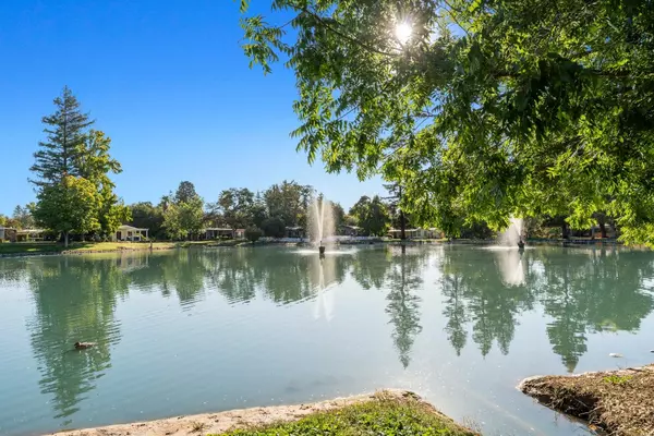 Citrus Heights, CA 95621,6887 Lake Cove LN