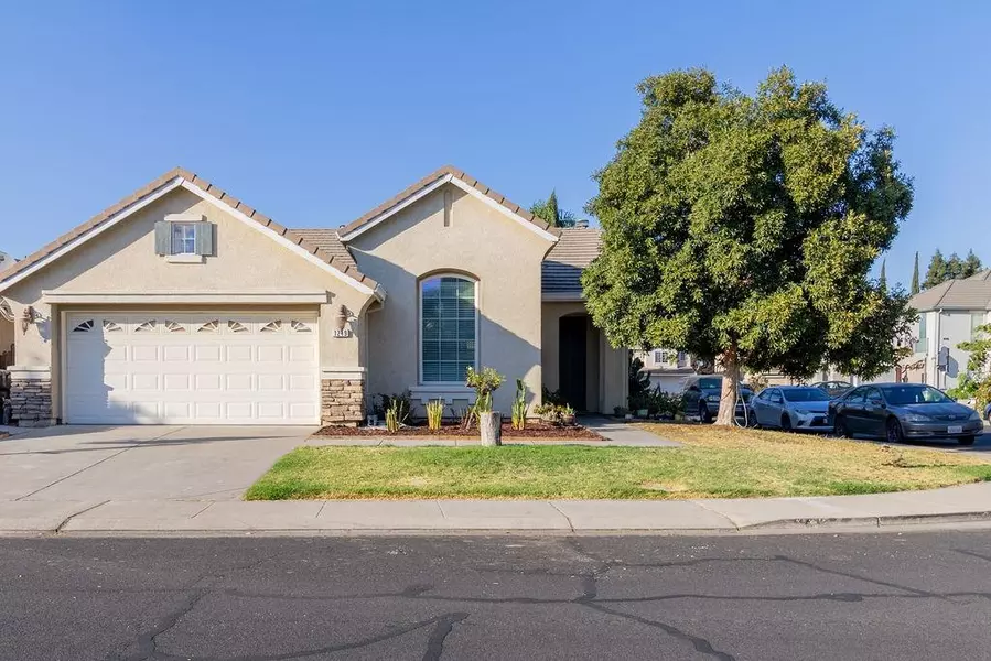 1219 Laurel Park CIR, Manteca, CA 95337