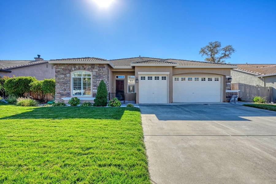 4302 Lakebreeze DR, Rocklin, CA 95677