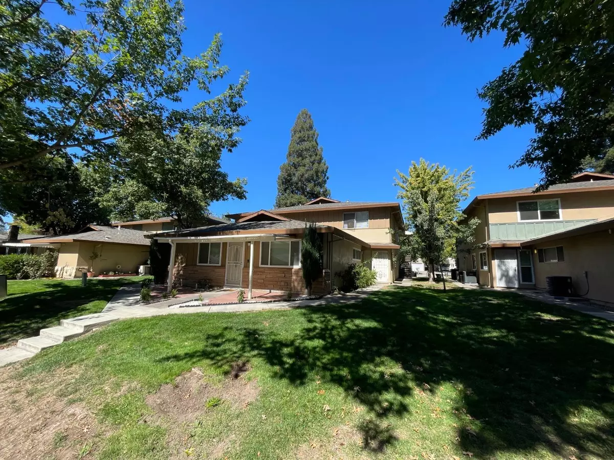 Sacramento, CA 95841,5124 Connecticut DR #2