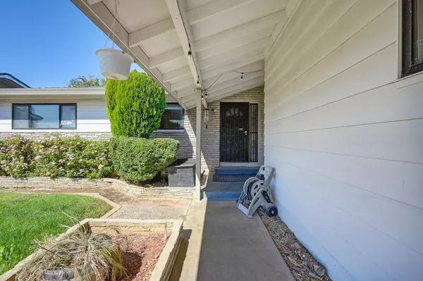 Sacramento, CA 95826,3186 Rosemont Drive