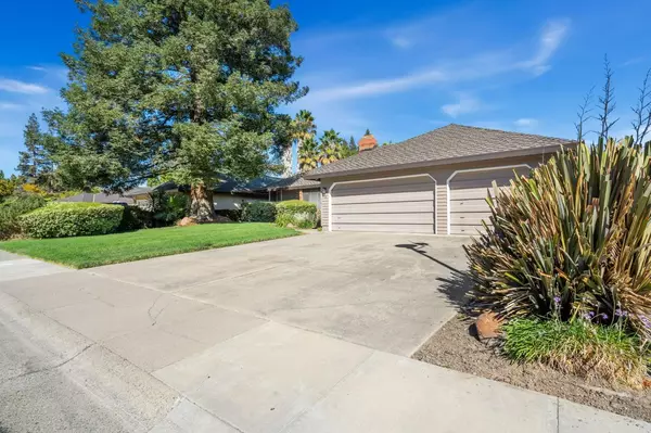 Sacramento, CA 95831,9 Cool River Ct