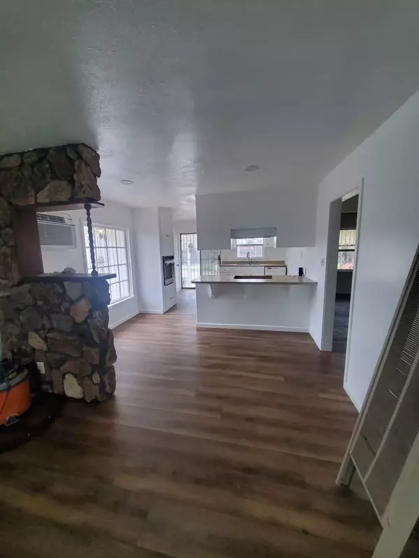 Stockton, CA 95215,326 S Thelma AVE