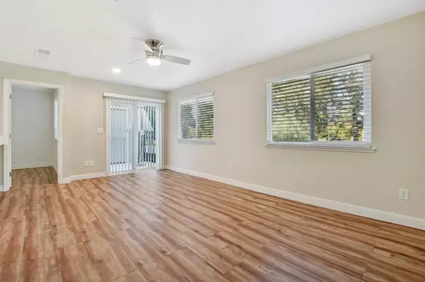 Sacramento, CA 95834,108 La Contera CT #118