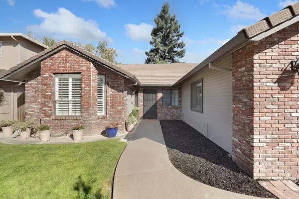 Woodbridge, CA 95258,557 Yellowstone ST