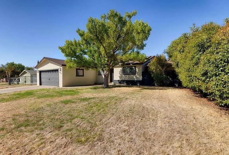 Rio Linda, CA 95673,6041 Buckboard DR