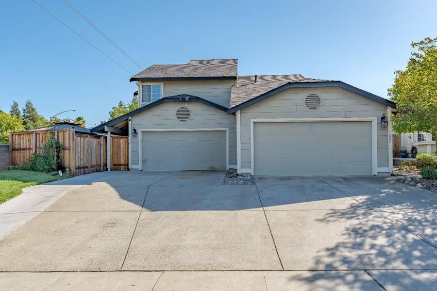 1003 Cirby Oaks Way, Roseville, CA 95678