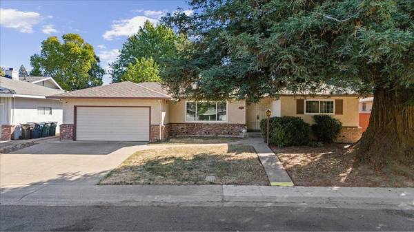 2305 Pinturo WAY, Rancho Cordova, CA 95670