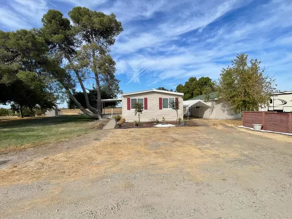 4096 Sycamore LN, Pleasant Grove, CA 95668