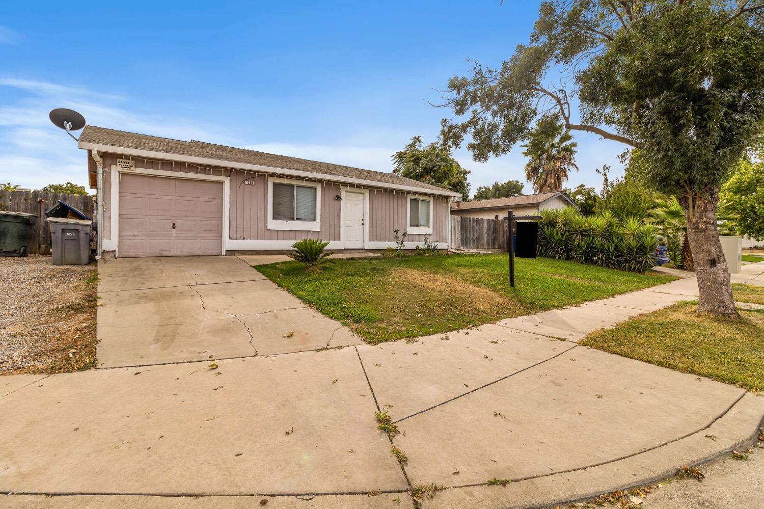 Merced, CA 95341,38 Skylark ST