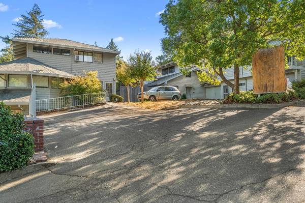 4009 Bridge ST, Fair Oaks, CA 95628