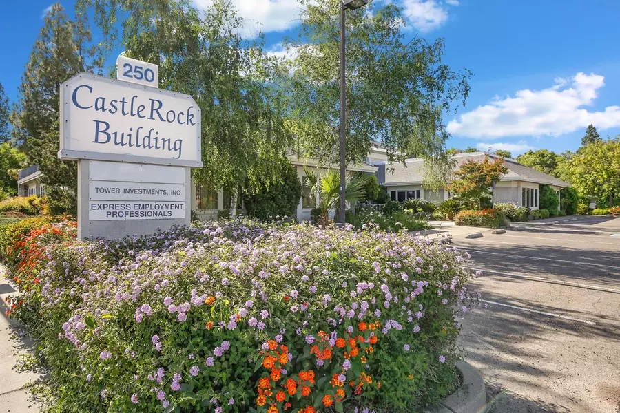 250 W Main ST #102, Woodland, CA 95695
