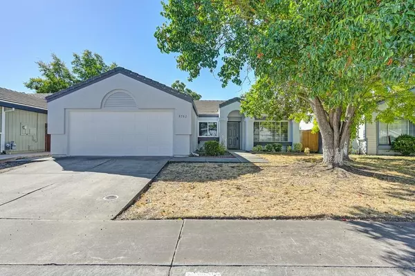 8582 New Valley WAY, Sacramento, CA 95828