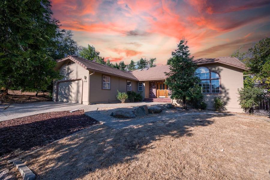 713 Oak Crest CIR, Placerville, CA 95667