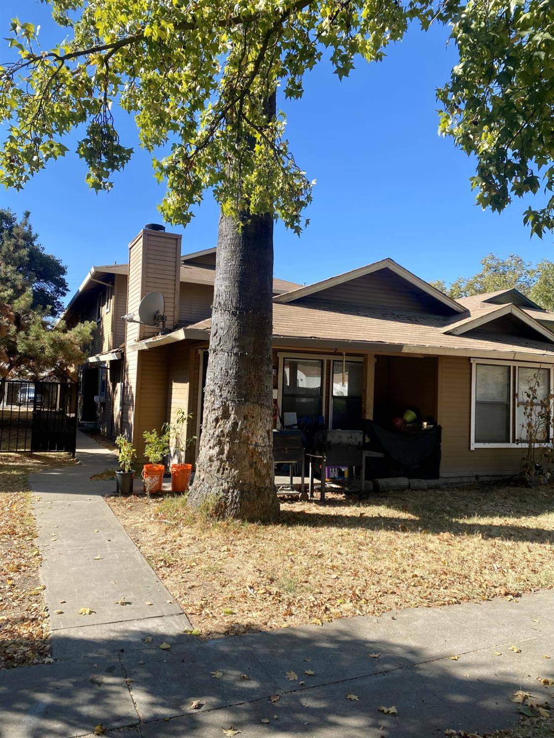 244 W 19th ST, Merced, CA 95340