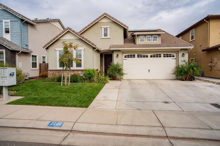 2208 Snowy Egret ST, Modesto, CA 95355