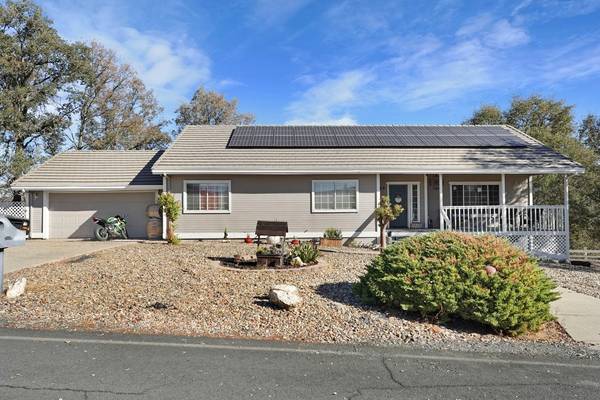 2569 Gold Run CT, Valley Springs, CA 95252