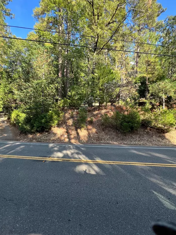 12541 Francis DR, Grass Valley, CA 95949