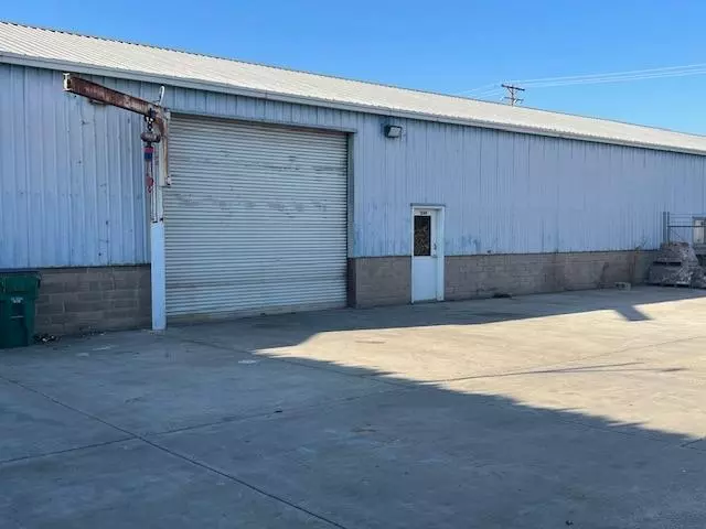 1206 E Pine St, Lodi, CA 95240