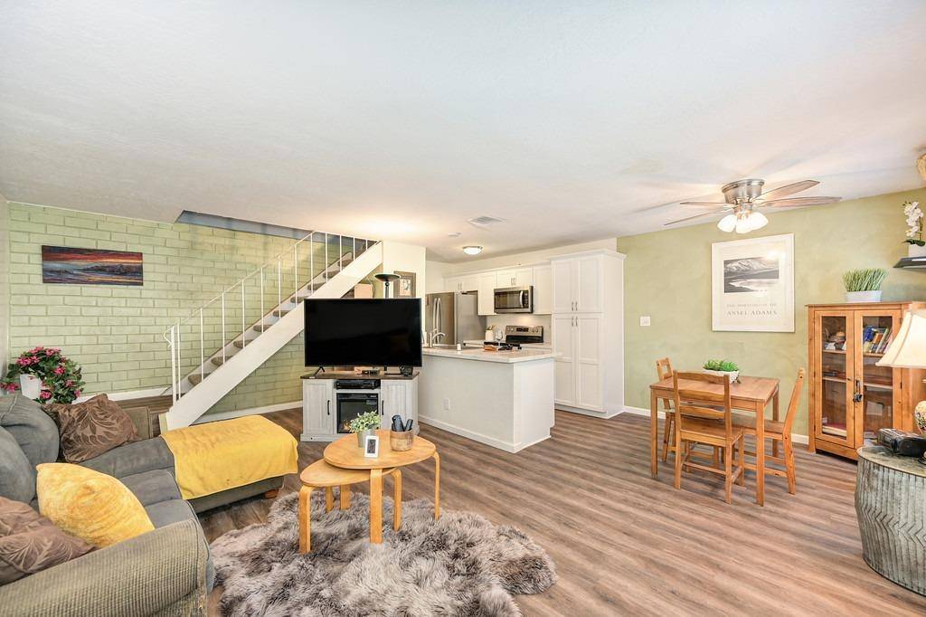 Rancho Cordova, CA 95670,2029 Benita DR #3