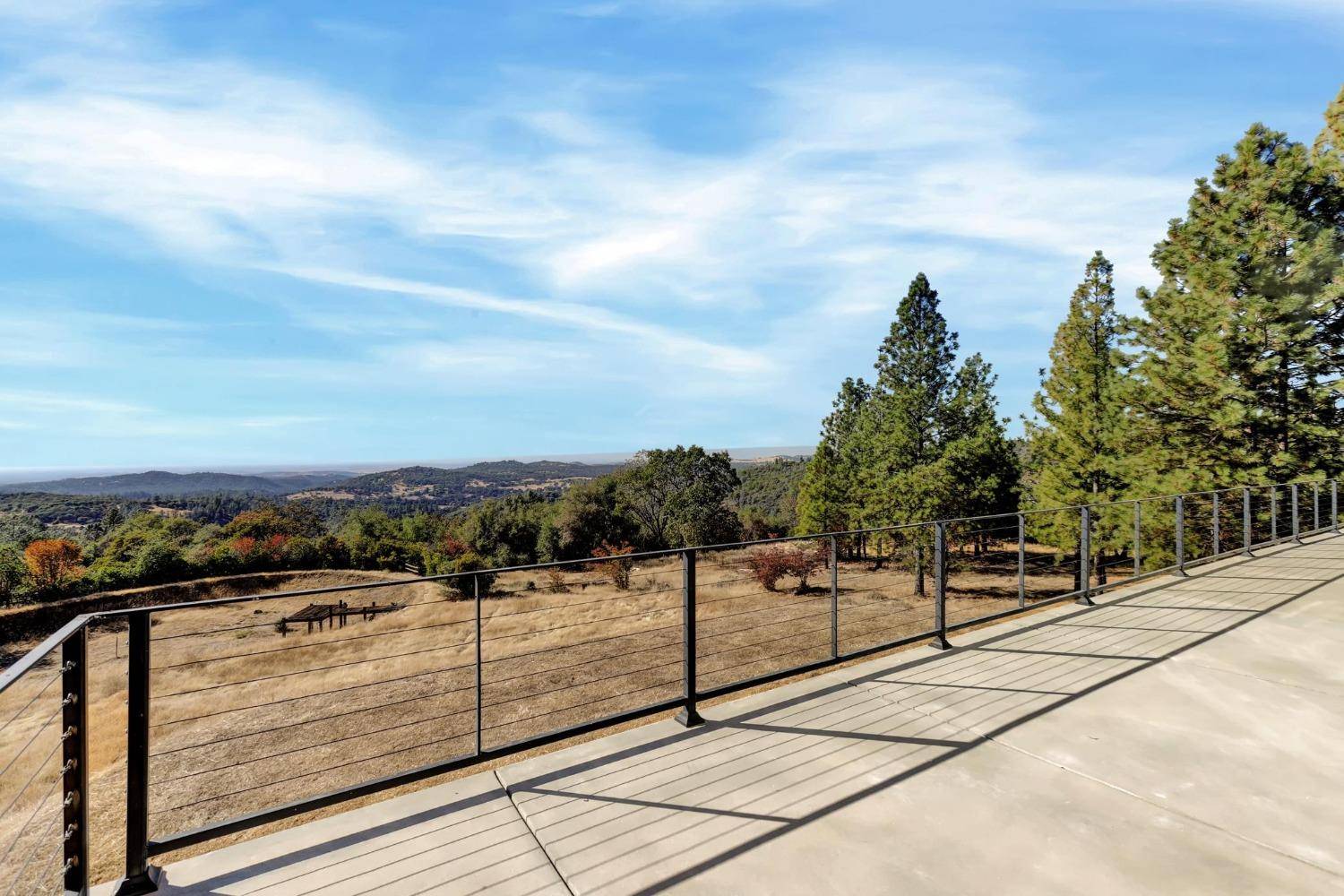 Grass Valley, CA 95949,16174 Thornberry LN