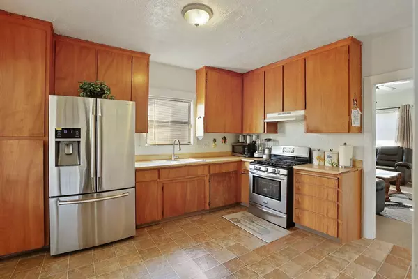 Stockton, CA 95205,360 S E ST