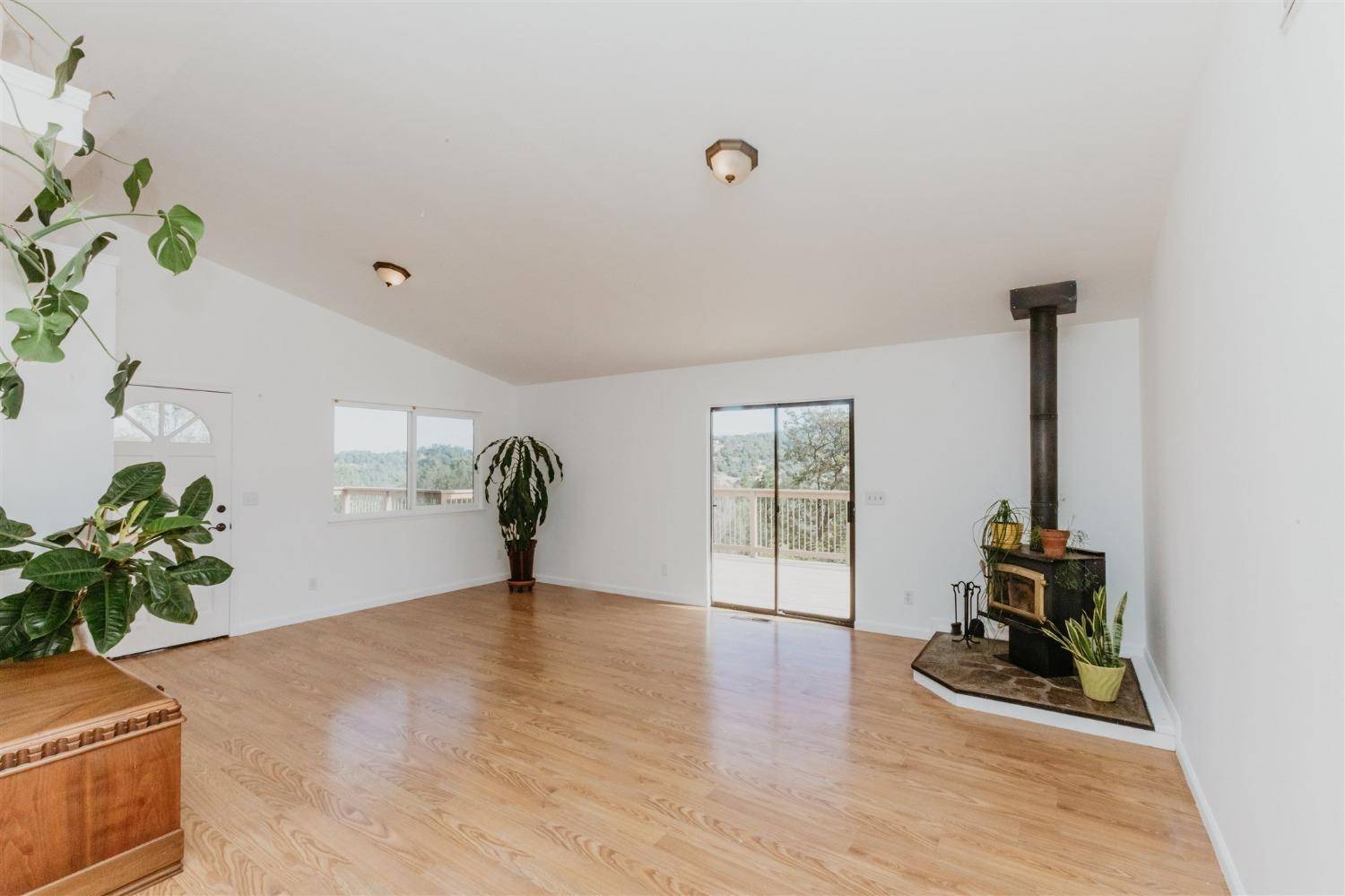 Smartsville, CA 95977,10409 Red LN