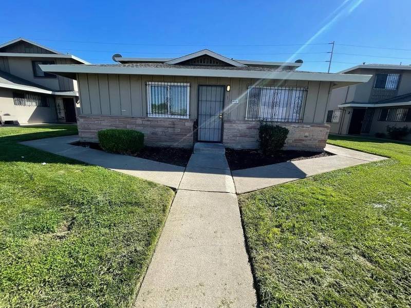 440 Caribrook WAY #1, Stockton, CA 95207