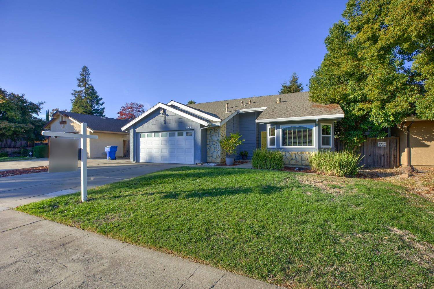 Sacramento, CA 95833,1147 Pebblewood DR