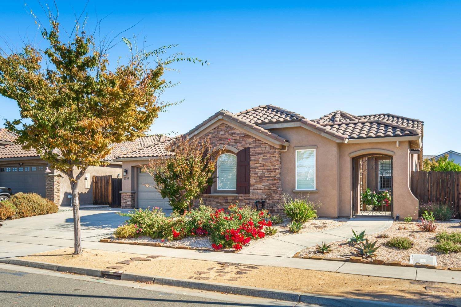 2258 Birmington Dr, Yuba City, CA 95991
