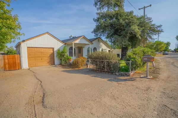 16584 Carey ST, Dos Palos, CA 93620