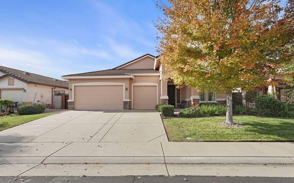 8708 Red Clover Way, Elk Grove, CA 95624