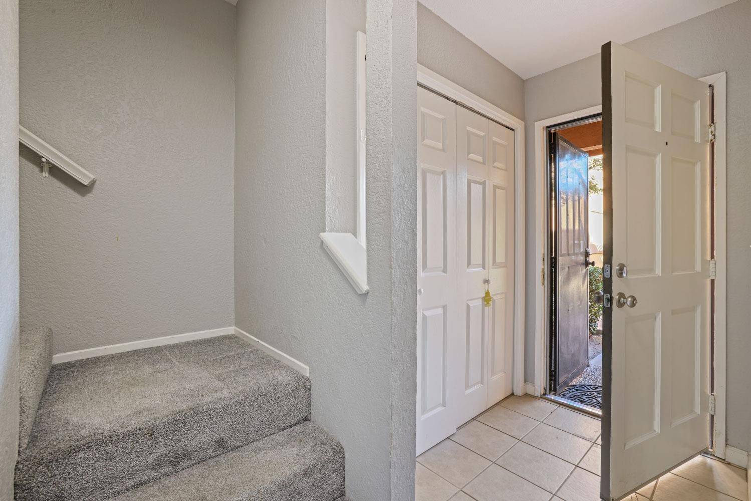 Modesto, CA 95354,552 Pirinen LN #D