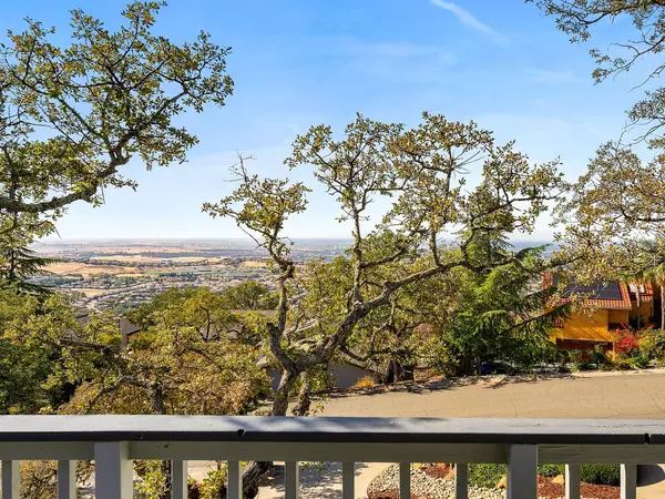 El Dorado Hills, CA 95762,3525 Rocky Ridge WAY