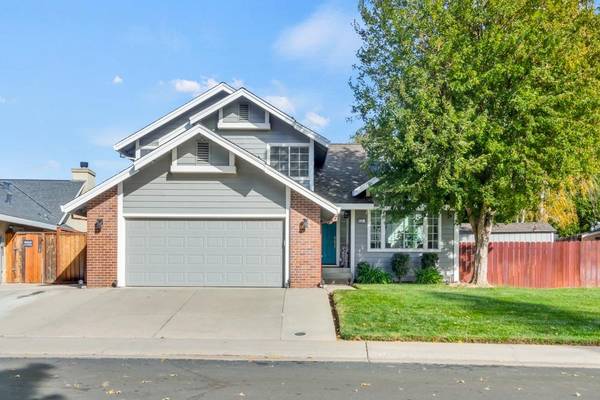 9141 Laguna Springs WAY, Elk Grove, CA 95758