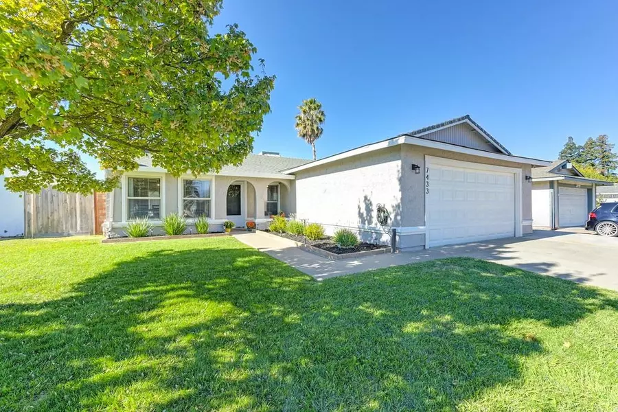 7433 Saxon WAY, Sacramento, CA 95842