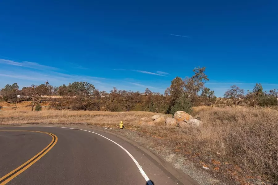 130 Central Eureka DR, Sutter Creek, CA 95685