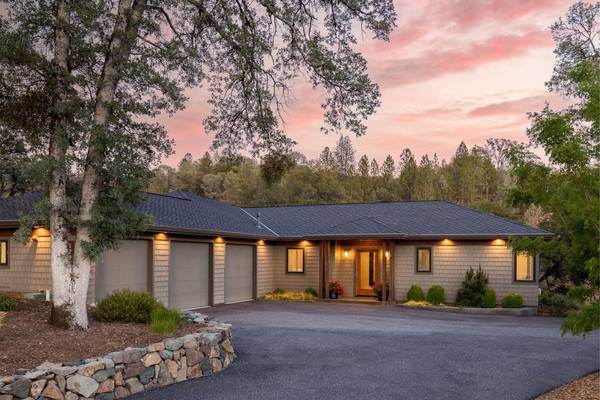 12980 Austin Forest CIR, Auburn, CA 95602