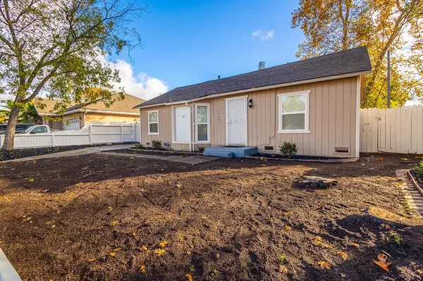Sacramento, CA 95838,1106 Carmelita AVE