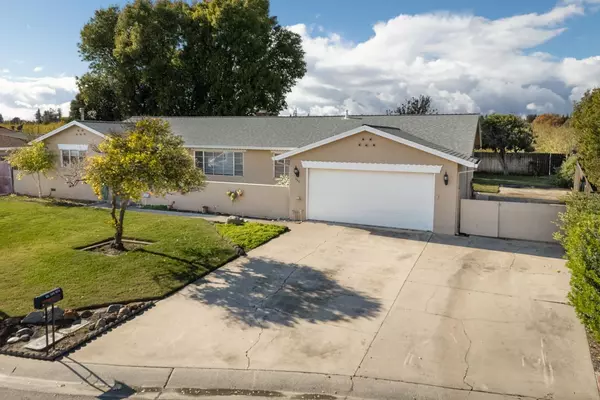 Yuba City, CA 95993,446 Rose LN