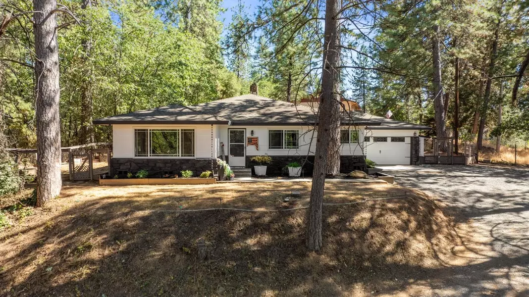 280 E Weimar Cross RD, Colfax, CA 95713