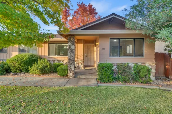 Sacramento, CA 95831,573 Shaw River WAY