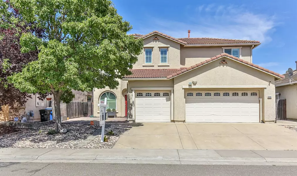 9781 Fall Valley WAY, Sacramento, CA 95829